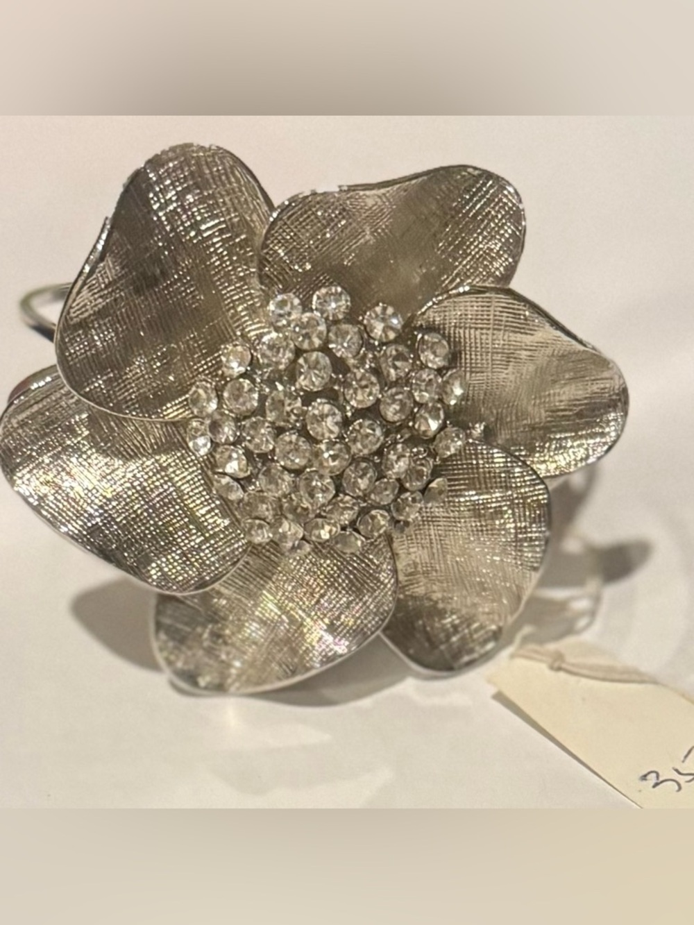 Stunning Sparkly Silver Tone Floral Rhinestone Hinged Cuff